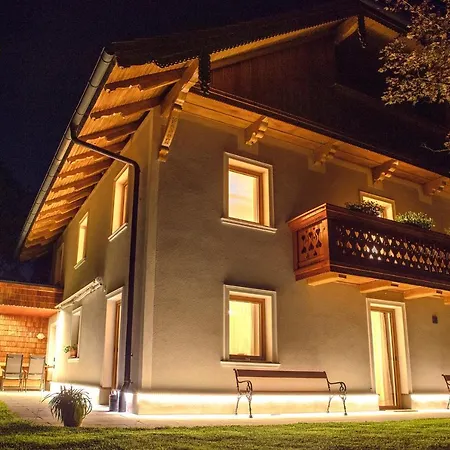 アパート Kastenmuehle Im Mondseeland